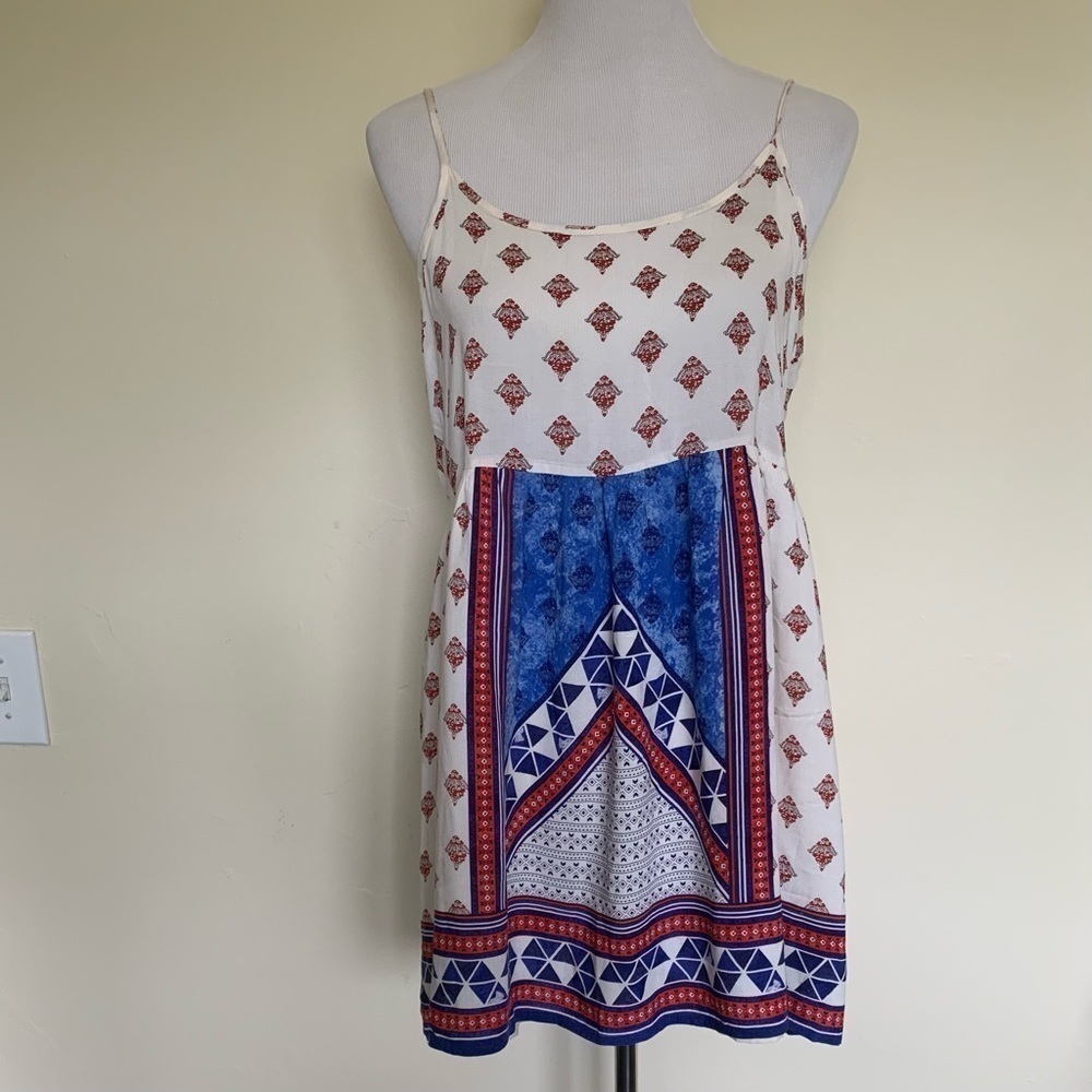 LIKE NEW FOREVER 21 TOP